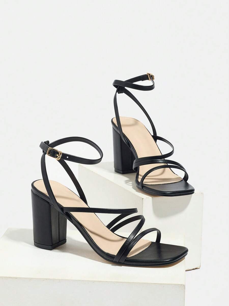 Black Strappy Square Toe Block - Sandal Strappy Heeled avis et prix